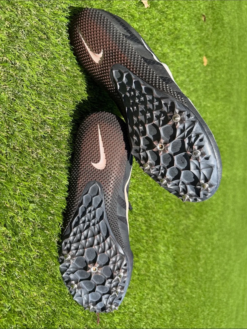 Nike Men’s Black and White Track and Field  spikes